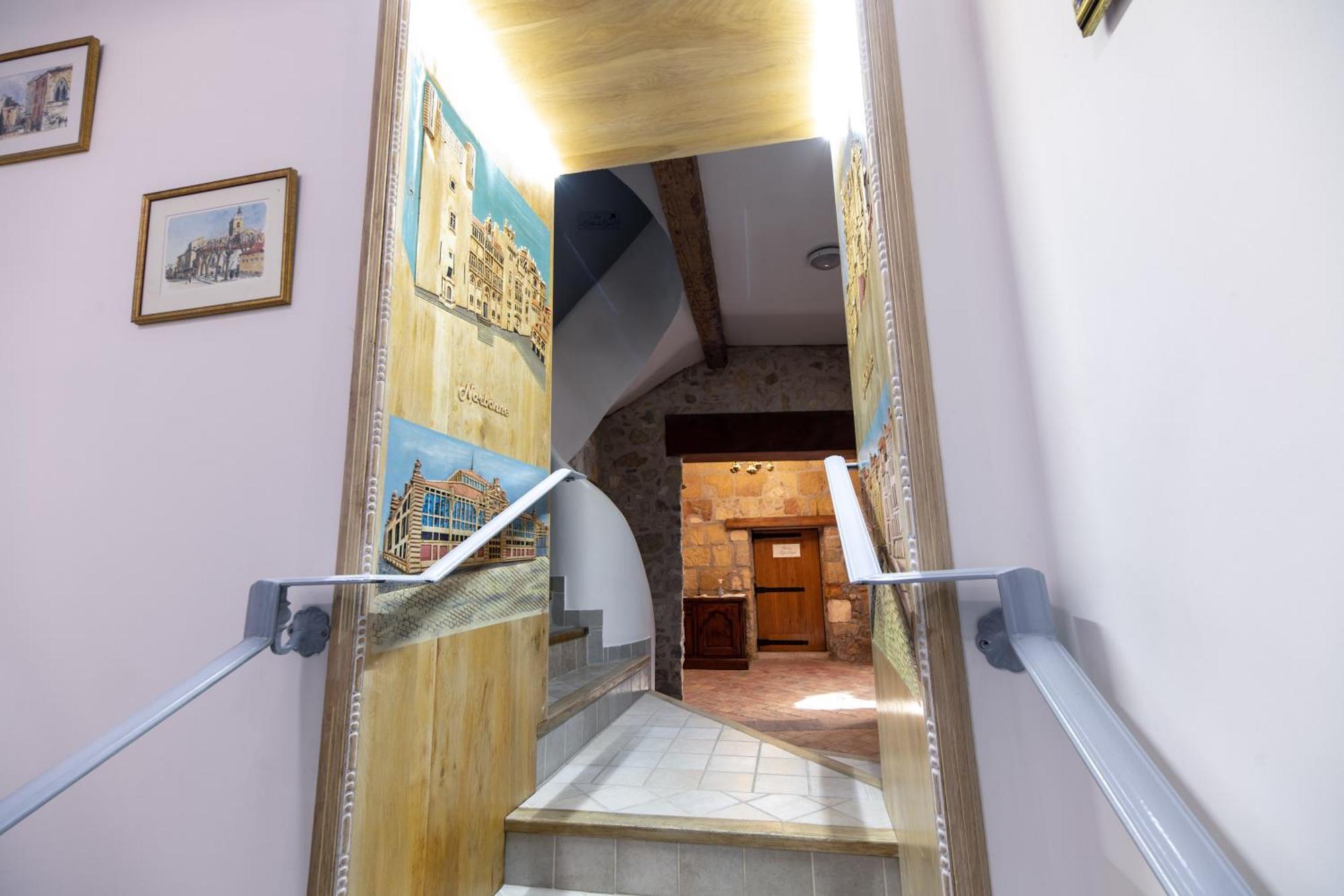 Studio Dans L'Eglise Du Couvent Narbonne Dış mekan fotoğraf